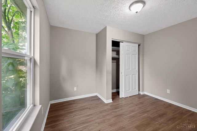1833 Cordova Avenue, North College Hill, OH 45239