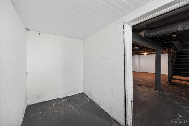 1833 Cordova Avenue, North College Hill, OH 45239