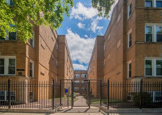3427 W Shakespeare Avenue 2B, Chicago, IL 60647