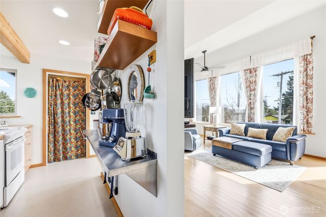 406 Discovery Road, Port Townsend, WA 98368