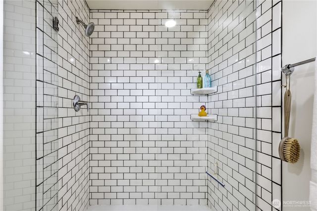 406 Discovery Road, Port Townsend, WA 98368