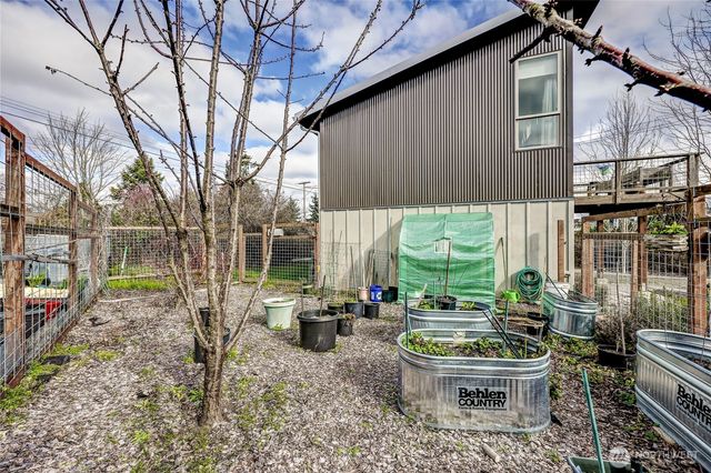 406 Discovery Road, Port Townsend, WA 98368