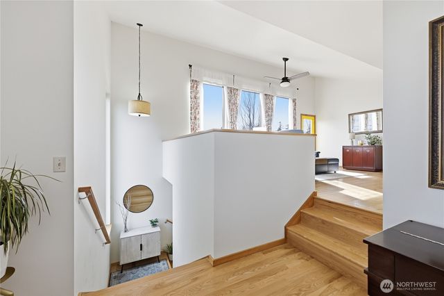 406 Discovery Road, Port Townsend, WA 98368