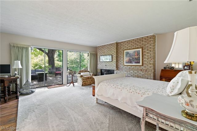 731 Creekside Drive 38, Aurora, OH 44202