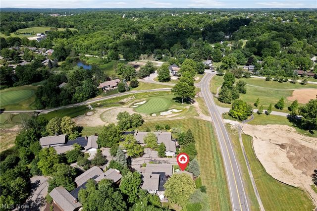 731 Creekside Drive 38, Aurora, OH 44202