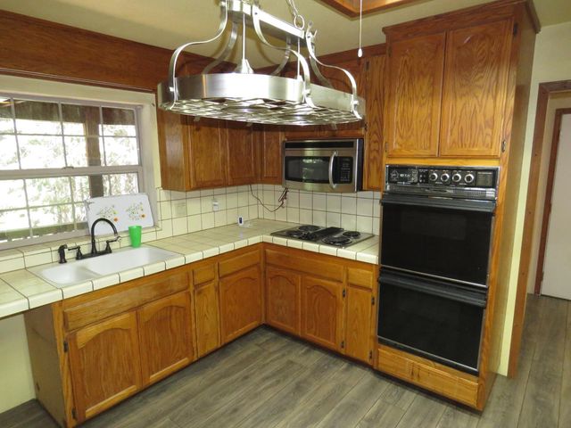1881 Forebay Rd, Pollock Pines, CA 95726