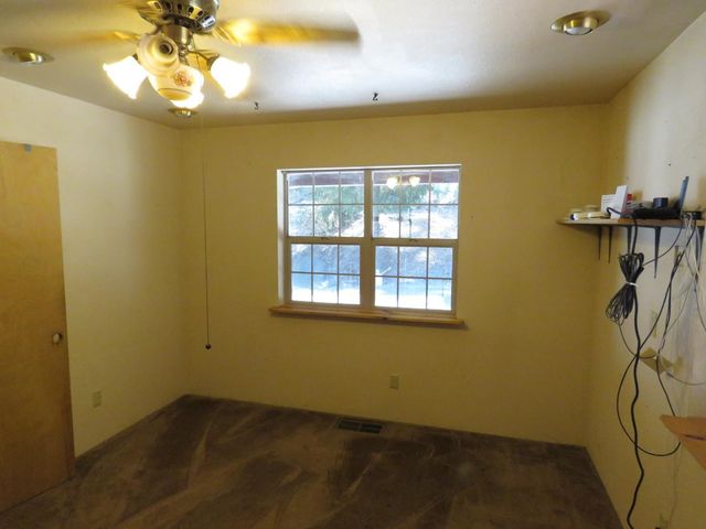 1881 Forebay Rd, Pollock Pines, CA 95726