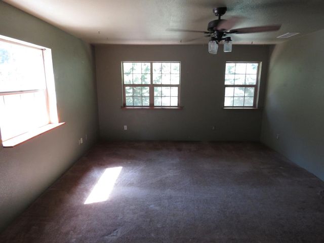 1881 Forebay Rd, Pollock Pines, CA 95726