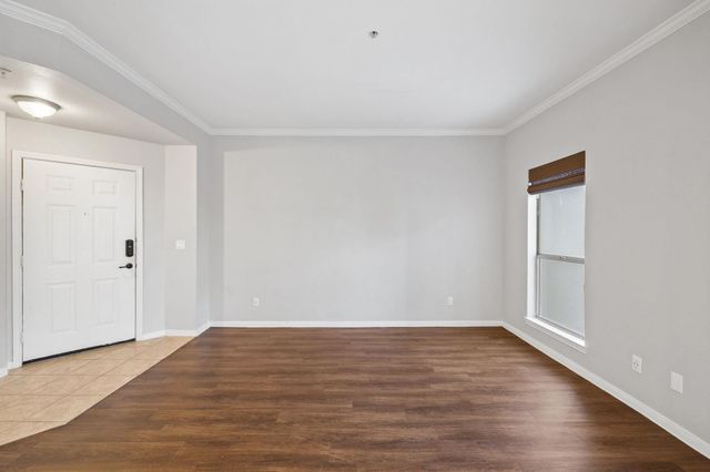 6000 Shepherd Mountain CV 1803, Austin, TX 78730