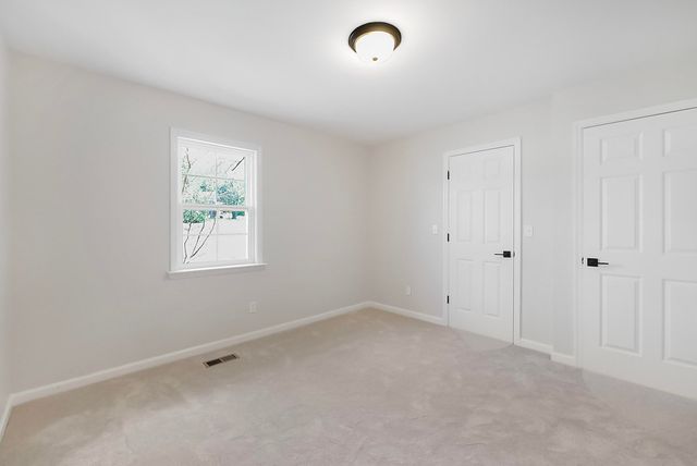 9512 Heathwood Drive, Ooltewah, TN 37363