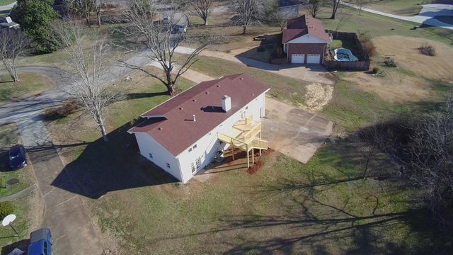 9512 Heathwood Drive, Ooltewah, TN 37363