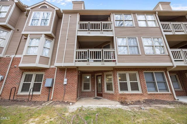 111 Killam Court L B, Cary, NC 27513