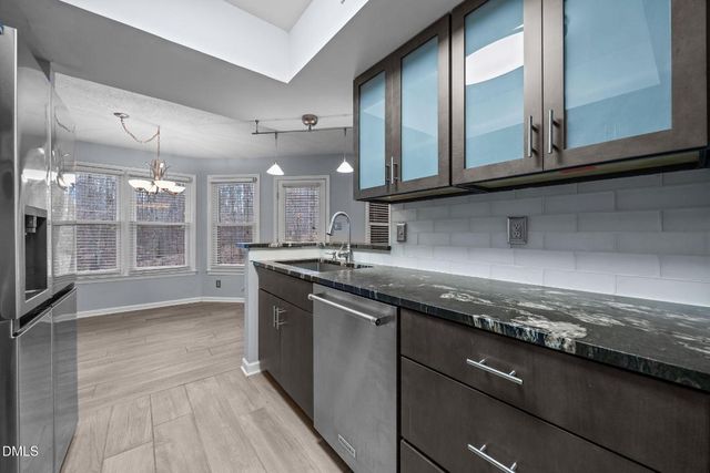 111 Killam Court L B, Cary, NC 27513