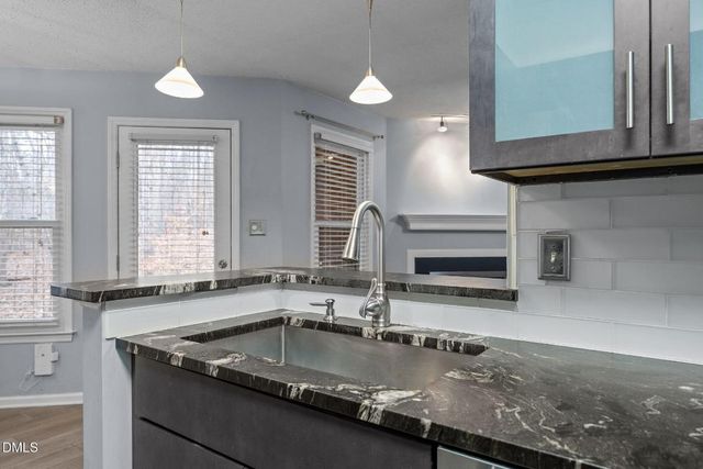 111 Killam Court L B, Cary, NC 27513