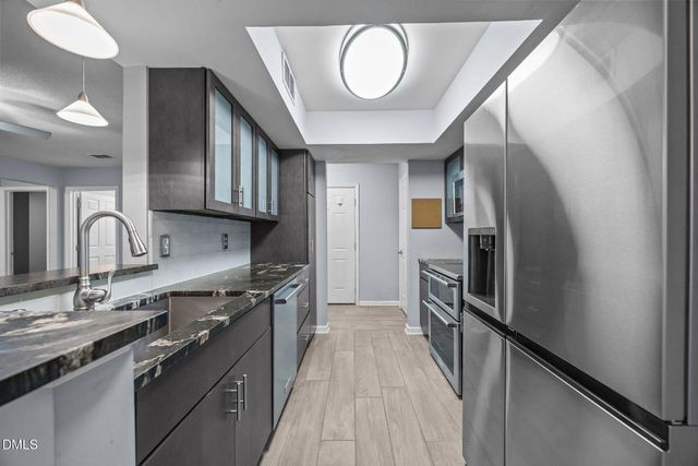 111 Killam Court L B, Cary, NC 27513