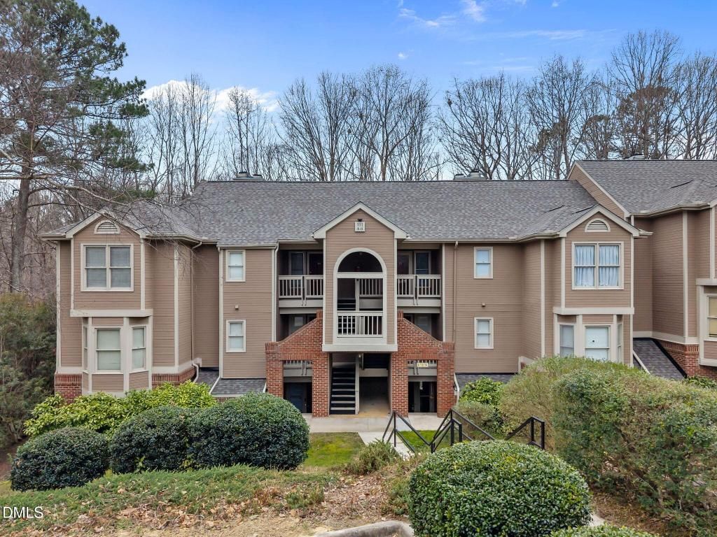 111 Killam Court L B, Cary, NC 27513