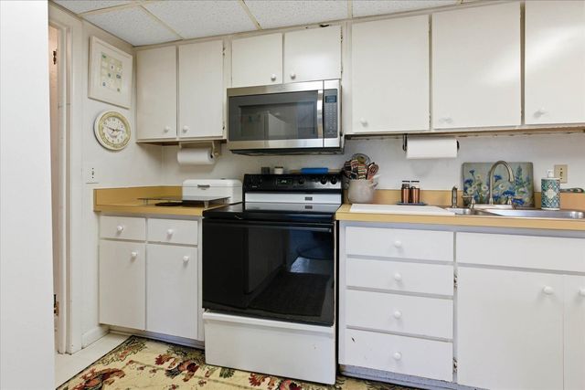 3010 Southshore Circle, Tallahassee, FL 32312