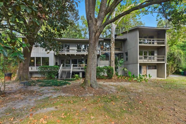 3010 Southshore Circle, Tallahassee, FL 32312