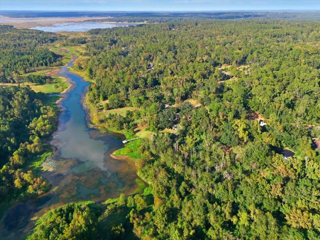 3010 Southshore Circle, Tallahassee, FL 32312