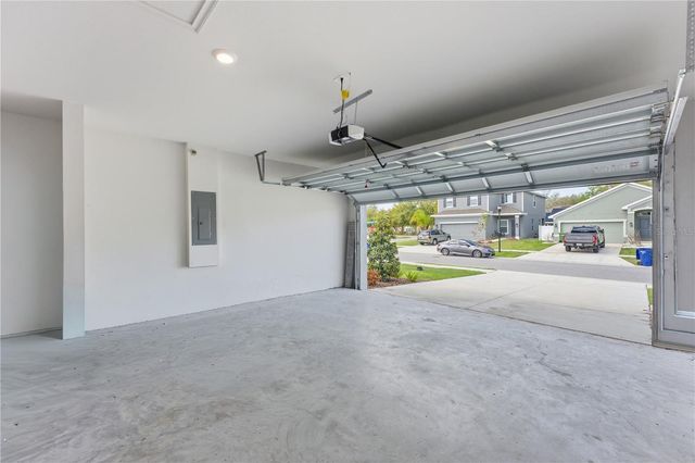 111 KRENSON BAY LOOP, Winter Haven, FL 33881