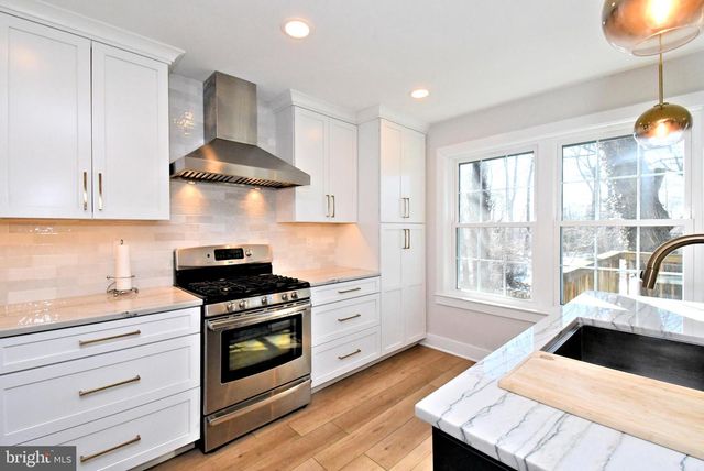 106 YORKSHIRE WAY, Hatboro, PA 19040