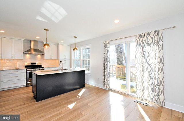 106 YORKSHIRE WAY, Hatboro, PA 19040