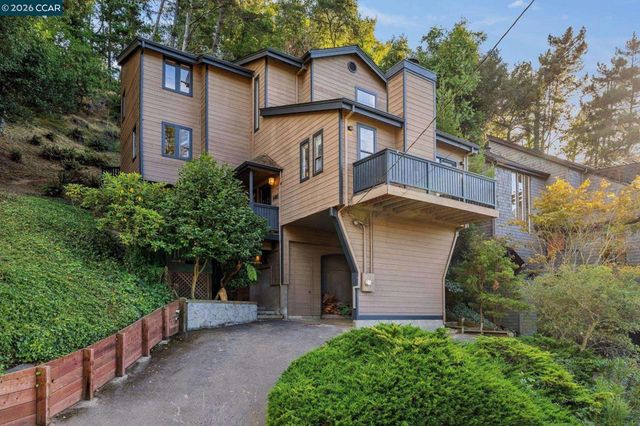 6480 Oakwood Dr, Oakland, CA 94611