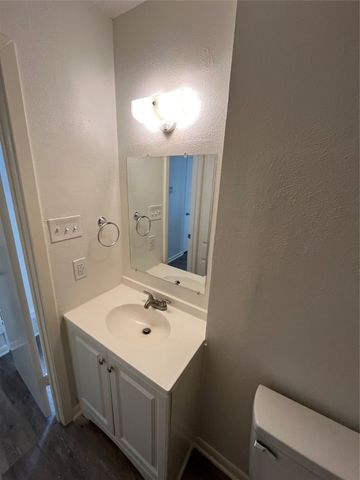 824 Johnnie Row, Seagoville, TX 75159