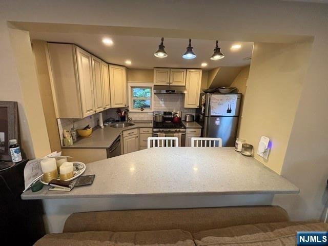 51 Sheridan Avenue, Ho-ho-kus, NJ 07423