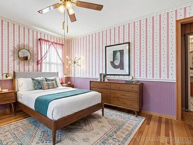 9 Stanford Lane, Hicksville, NY 11801