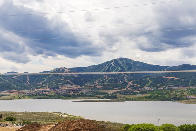 456 E Kayak Drive, Hideout, UT 84036