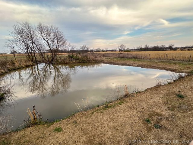 17810 Harreld Road, Beggs, OK 74421