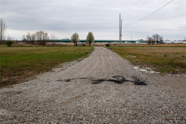 17810 Harreld Road, Beggs, OK 74421