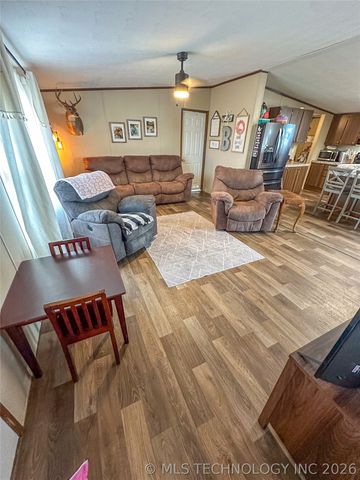 17810 Harreld Road, Beggs, OK 74421