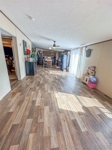 17810 Harreld Road, Beggs, OK 74421