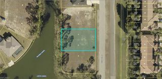 3332 Garden BLVD, Cape Coral, FL 33909