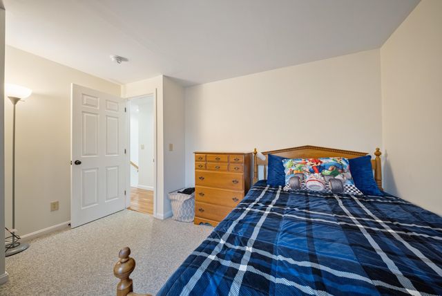 24 Prescott Road, Epping, NH 03042