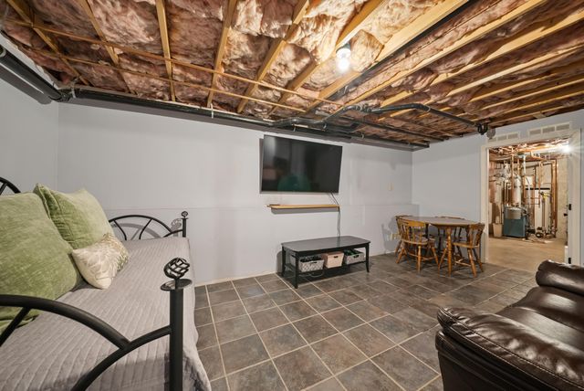 24 Prescott Road, Epping, NH 03042