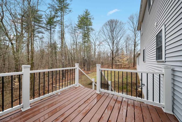 24 Prescott Road, Epping, NH 03042