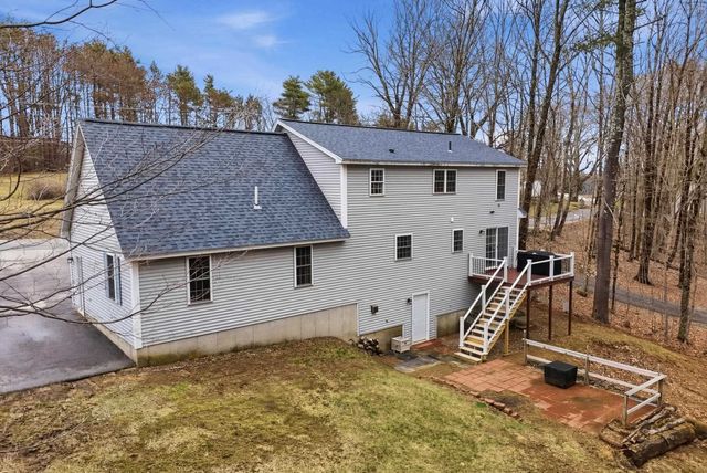 24 Prescott Road, Epping, NH 03042