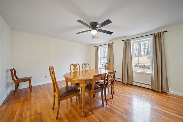 24 Prescott Road, Epping, NH 03042