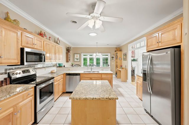 108 Prestwick Dr., Pawleys Island, SC 29585