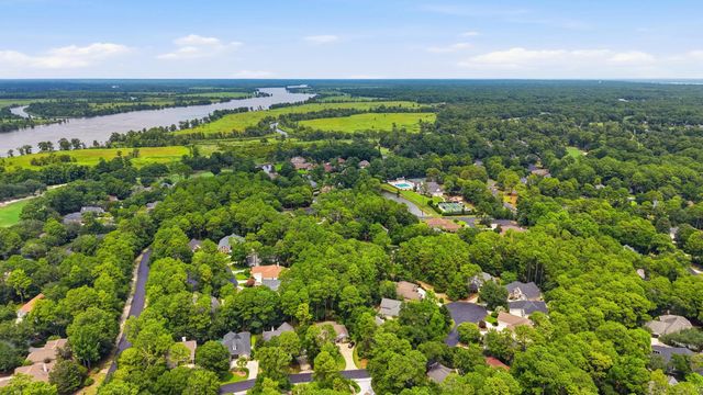 108 Prestwick Dr., Pawleys Island, SC 29585