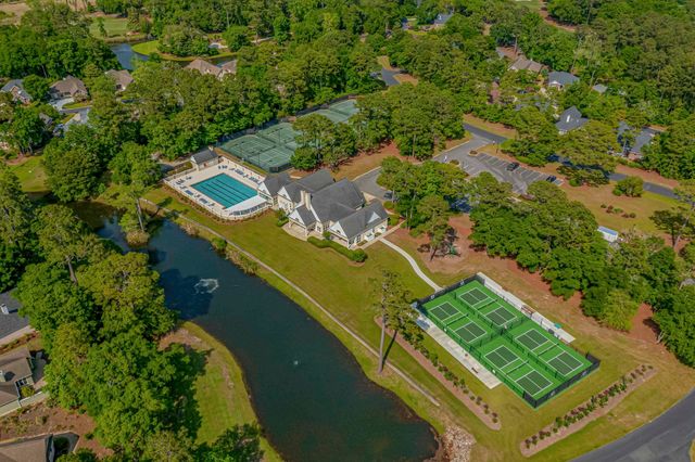 108 Prestwick Dr., Pawleys Island, SC 29585