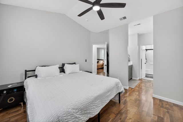 9365 Laguna Pointe Way, Elk Grove, CA 95758