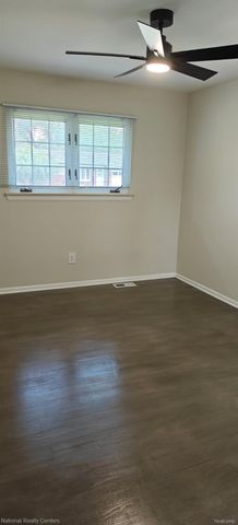 33728 Yuma Street, Westland, MI 48185