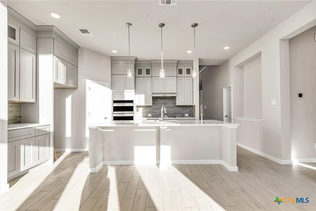 8601 Ridge Crest, Killeen, TX 76542