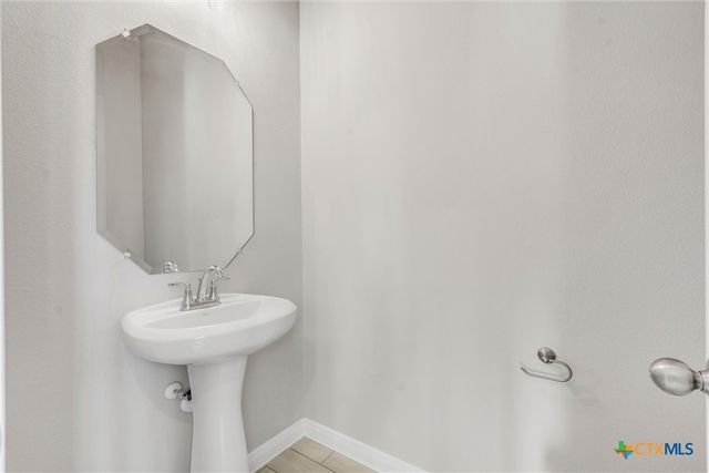 8601 Ridge Crest, Killeen, TX 76542