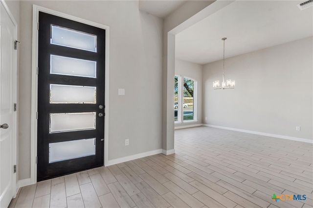 8601 Ridge Crest, Killeen, TX 76542