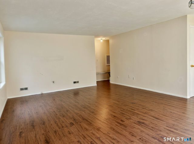 16 East Gate Lane 16, Hamden, CT 06514